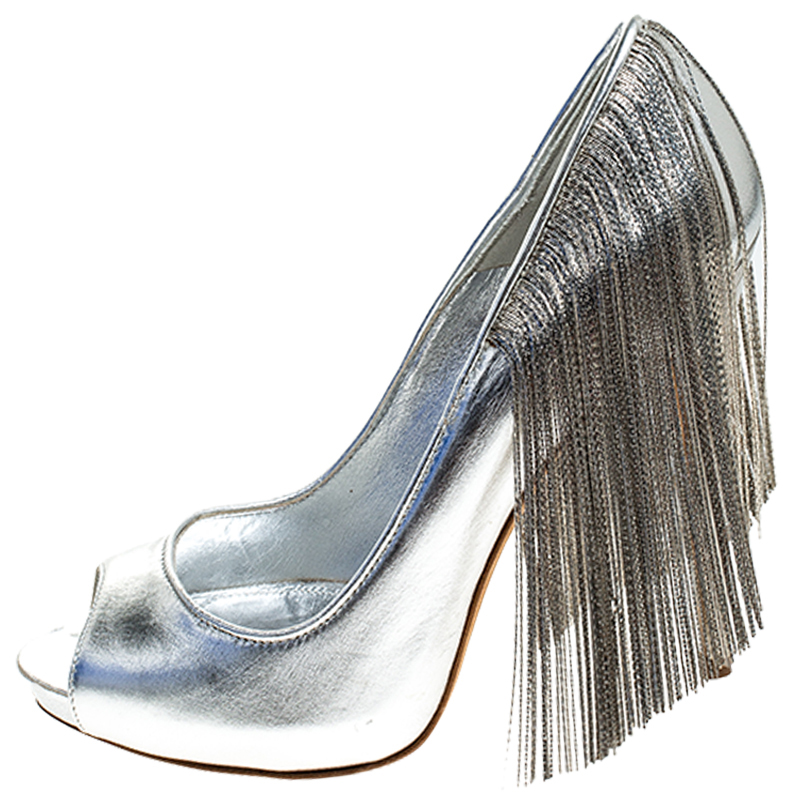 

Alexander McQueen Metallic Silver Chain Embellished Peep Toe Platform Pumps Size