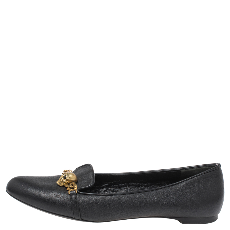 

Alexander McQueen Black Leather Chain Skull Embellished Flats Size