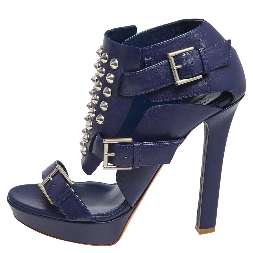

Alexander McQueen Blue Leather Stud Embellished Buckle Detail Sandals Size