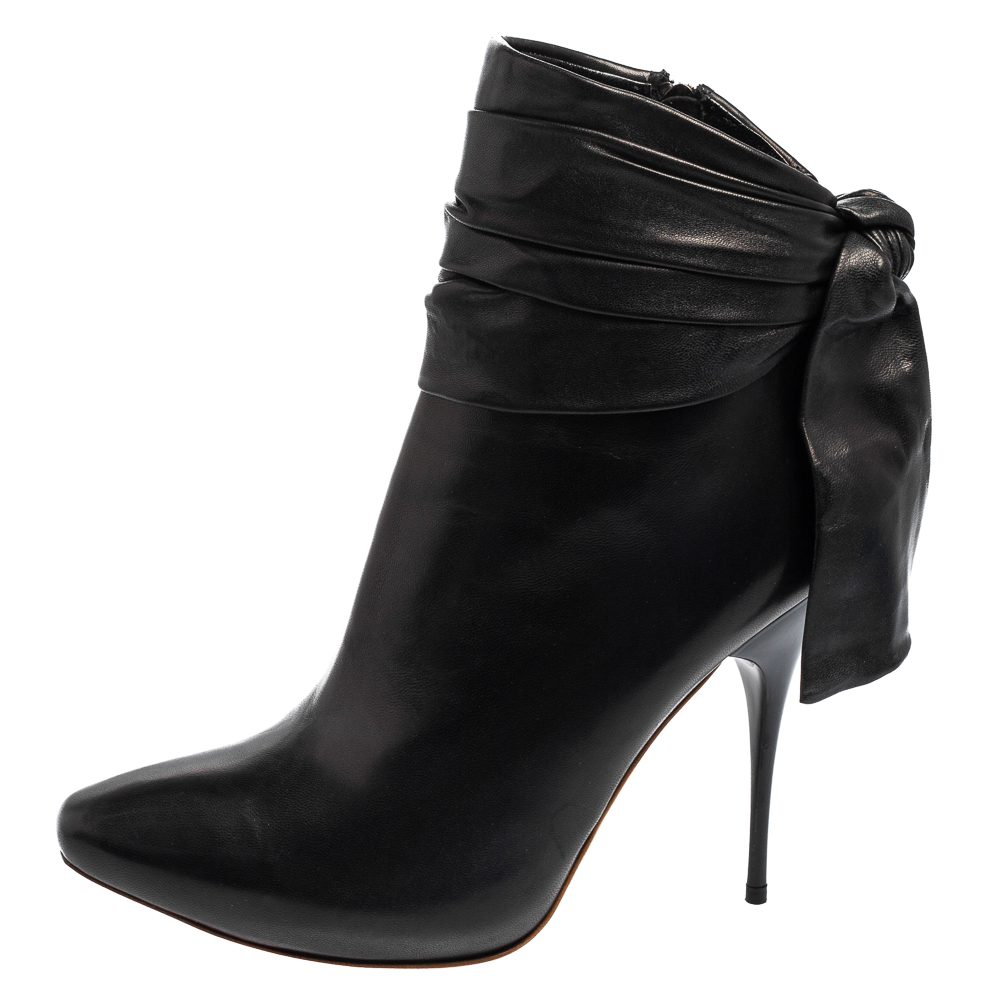 

Alexander McQueen Black Leather Pleated Bow Ankle Boots Size
