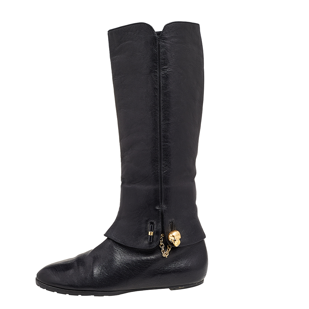 

Alexander McQueen Black Leather Skull Boots Size