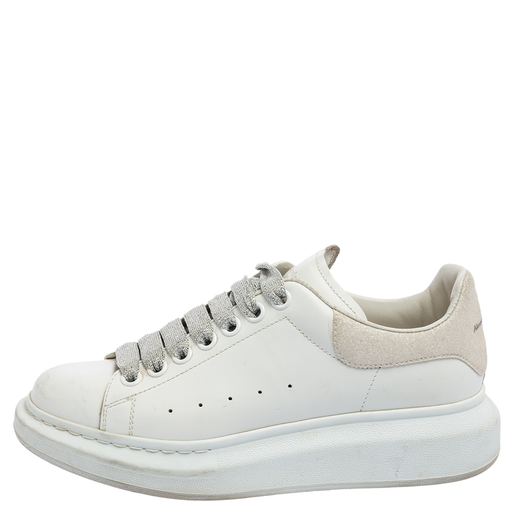 

Alexander McQueen White Leather And Glitter Lace Up Sneakers Size