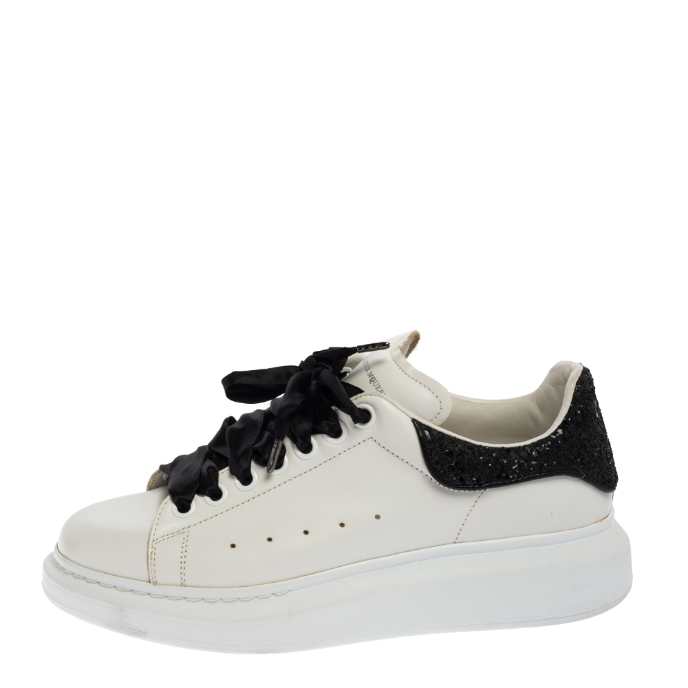 

Alexander McQueen White/Black Leather and Glitter Oversized Sneakers Size