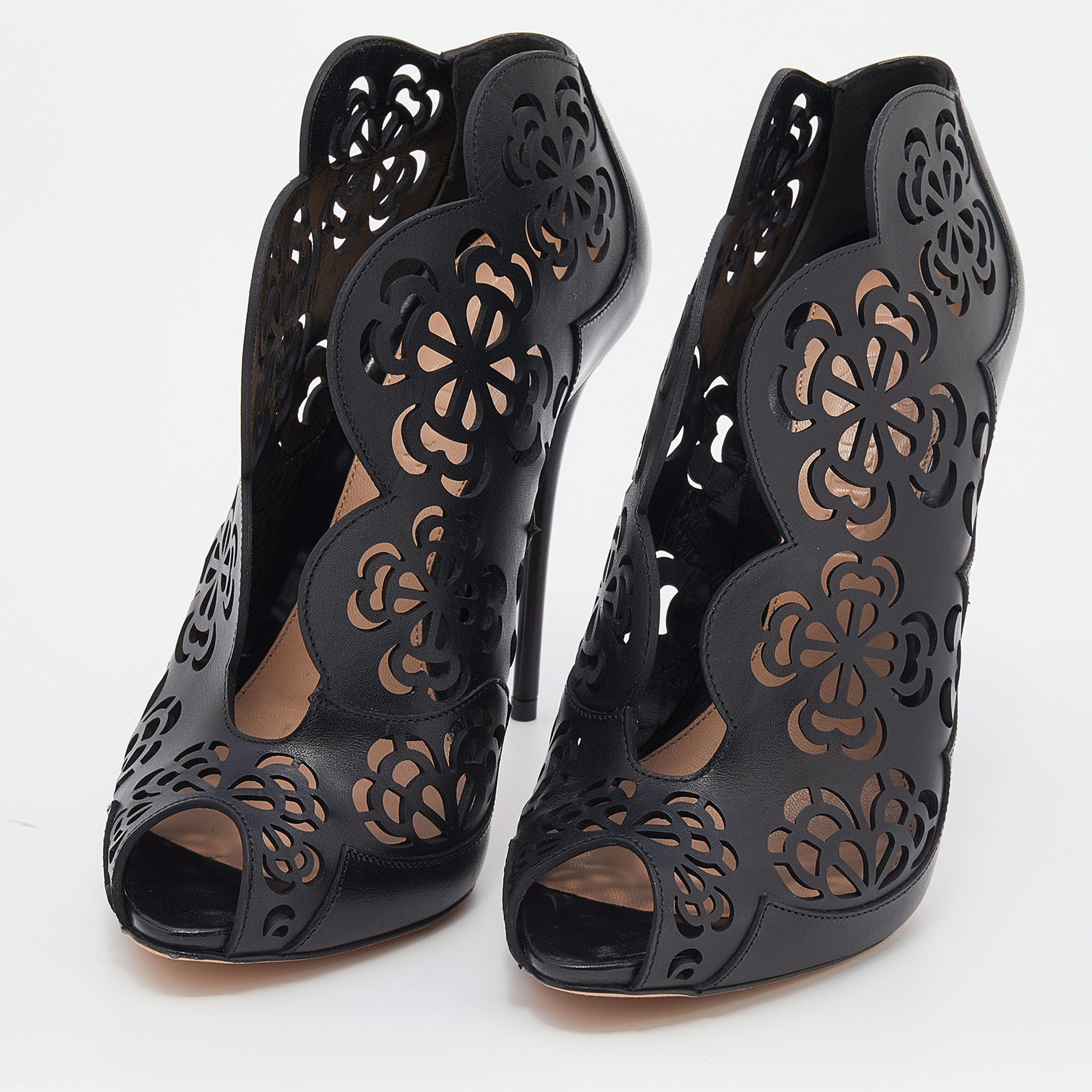 

Alexander McQueen Black Floral Laser Cut Leather Peep Toe Booties Size