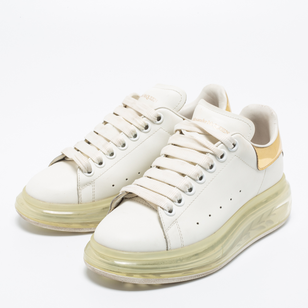 

Alexander McQueen White/Gold Leather Oversized Sneakers Size