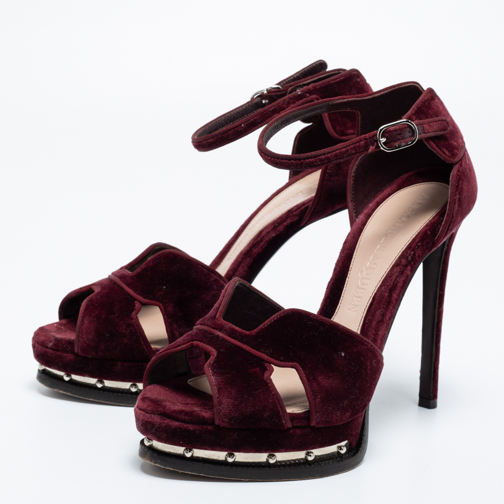 

Alexander McQueen Burgundy Velvet Studded Platform Ankle Strap Sandals Size