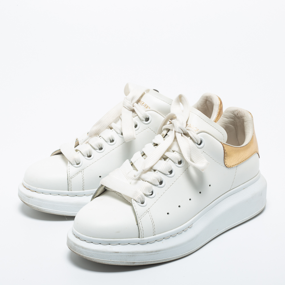 

Alexander McQueen White/Gold Leather Oversized Sneakers Size