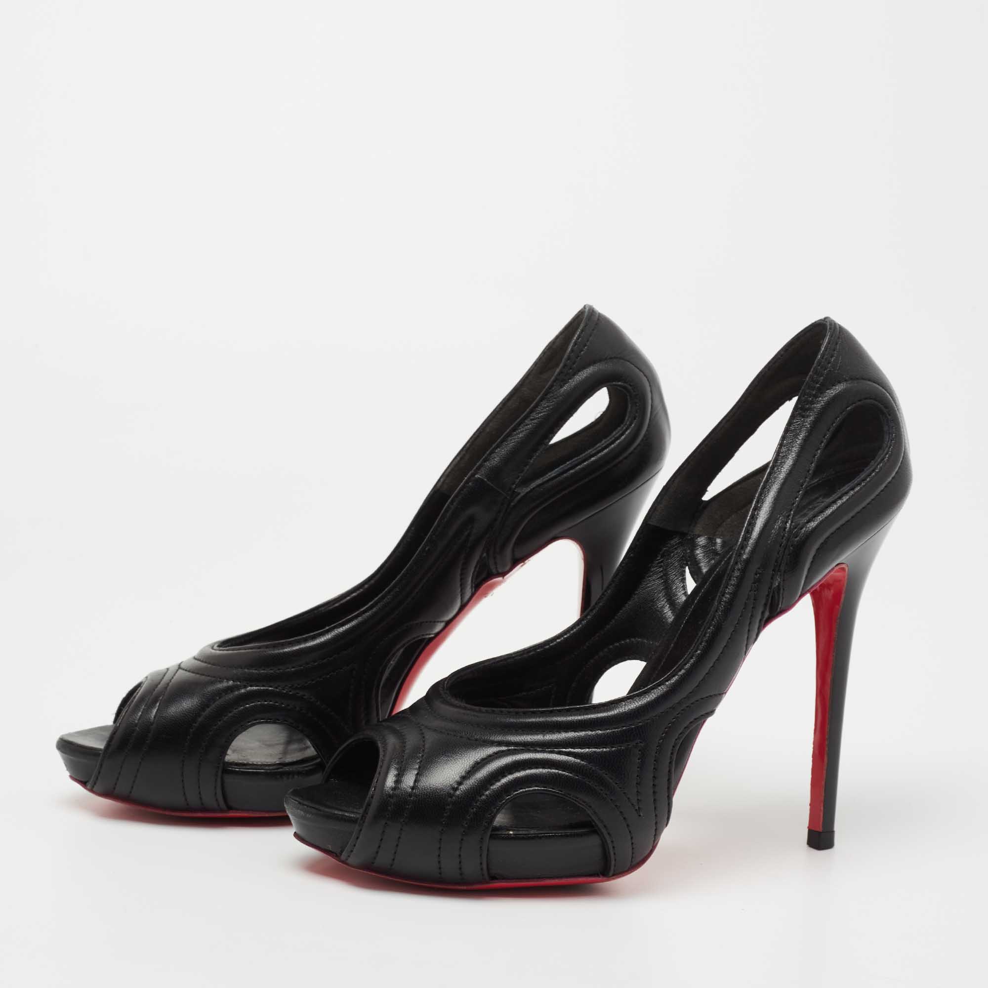 

Alexander McQueen Black Leather Peep Toe Pumps Size