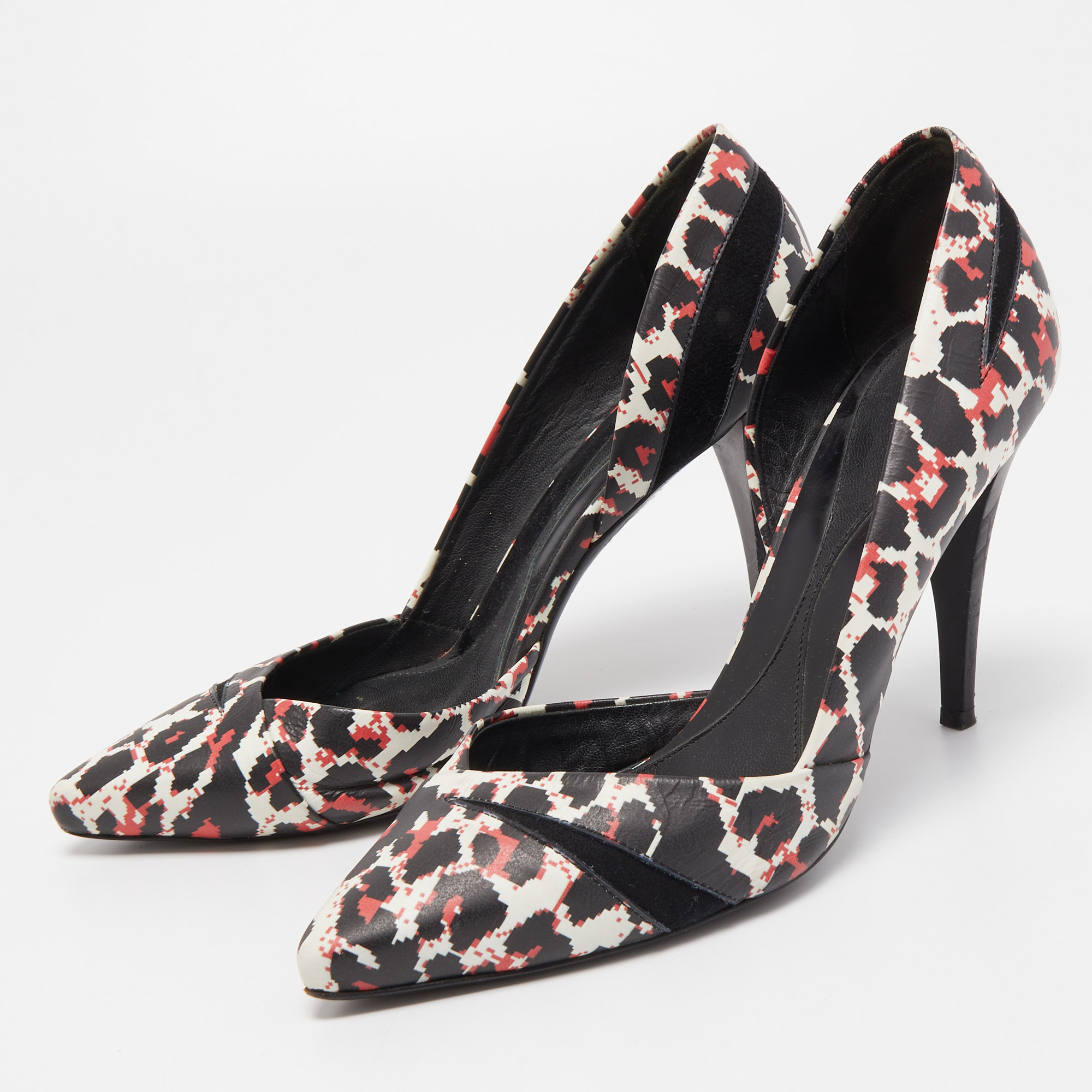 Alexander McQueen Tricolor Pixel Print Leather Lex D`orsay Pumps Size 38 