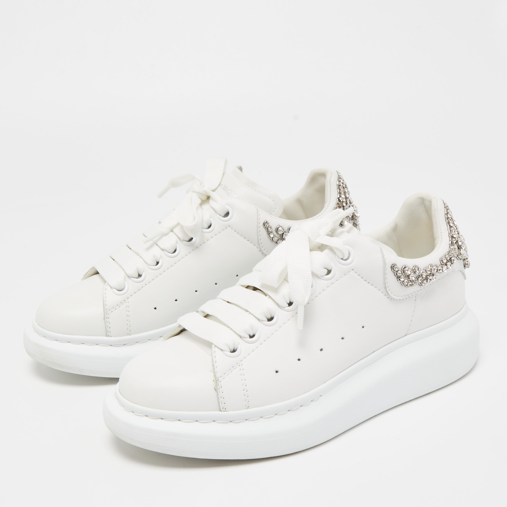 

Alexander McQueen White Leather Crystal Embellished Low Top Sneakers Size