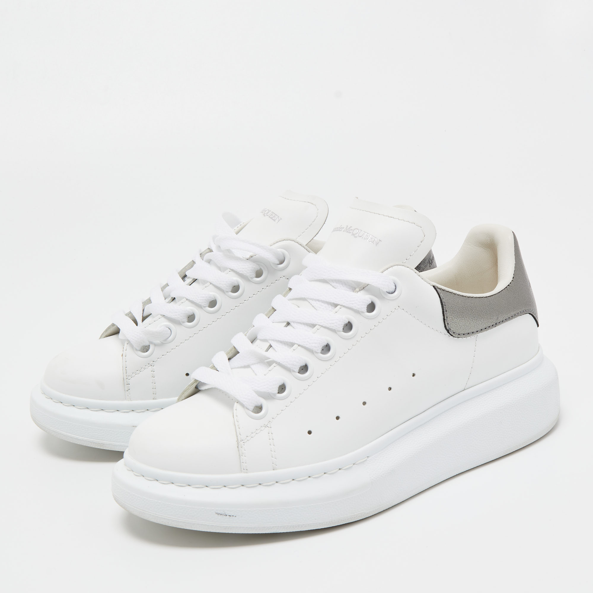 

Alexander McQueen White/Grey Leather Oversized Sneakers Size