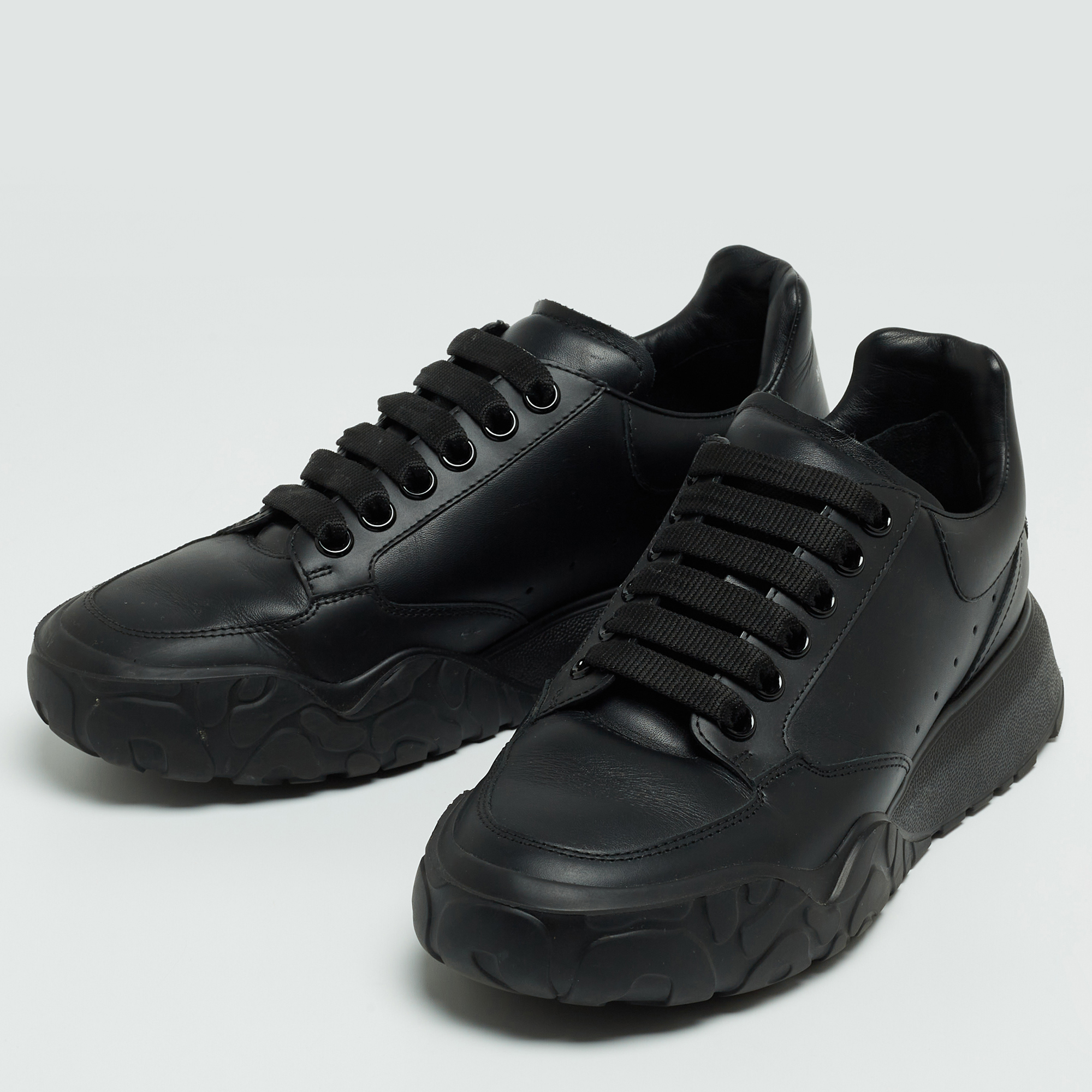 

Alexander McQueen Black Leather Oversized Sneakers Size