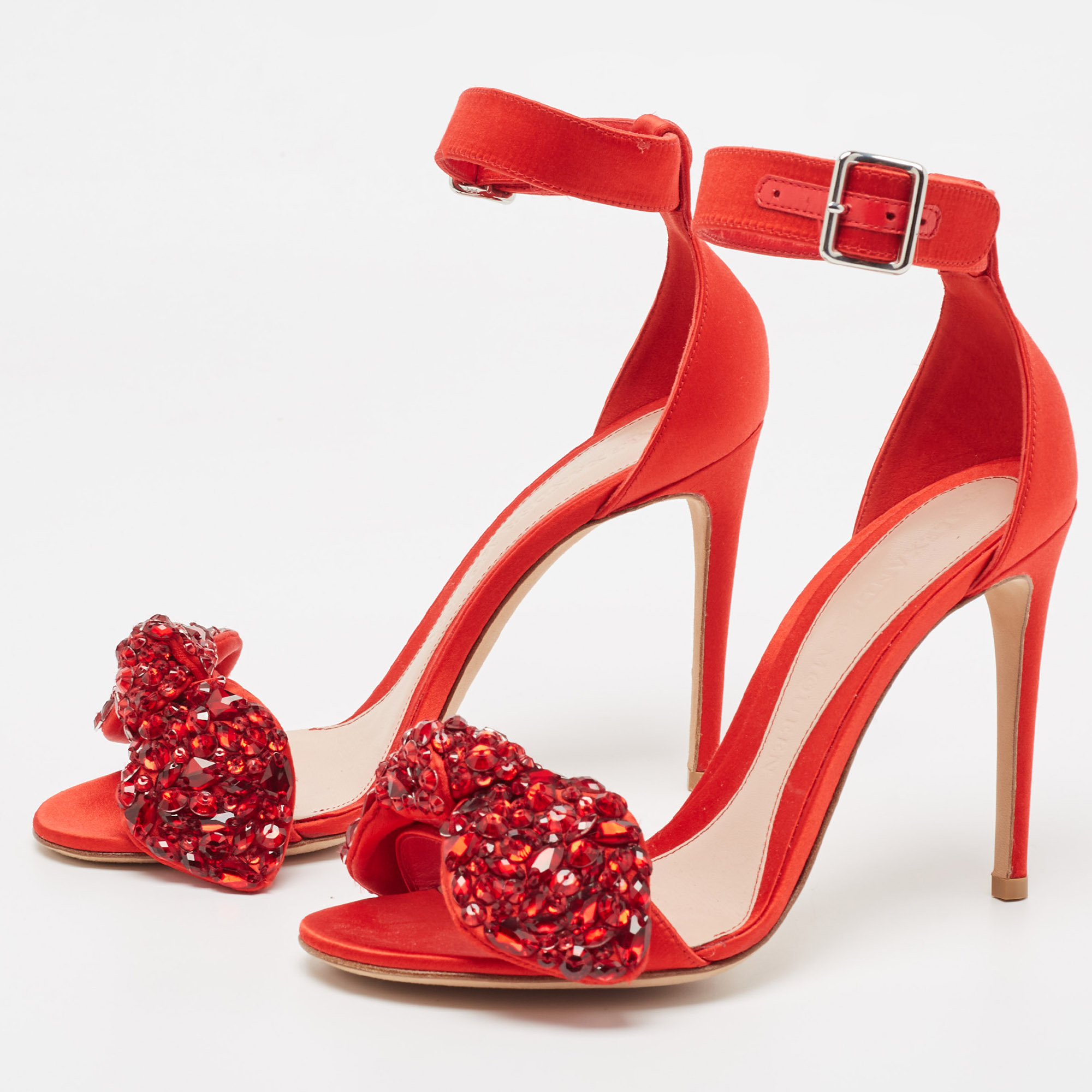 

Alexander McQueen Red Satin Embellished Jewel Bow Ankle Strap Sandals Size