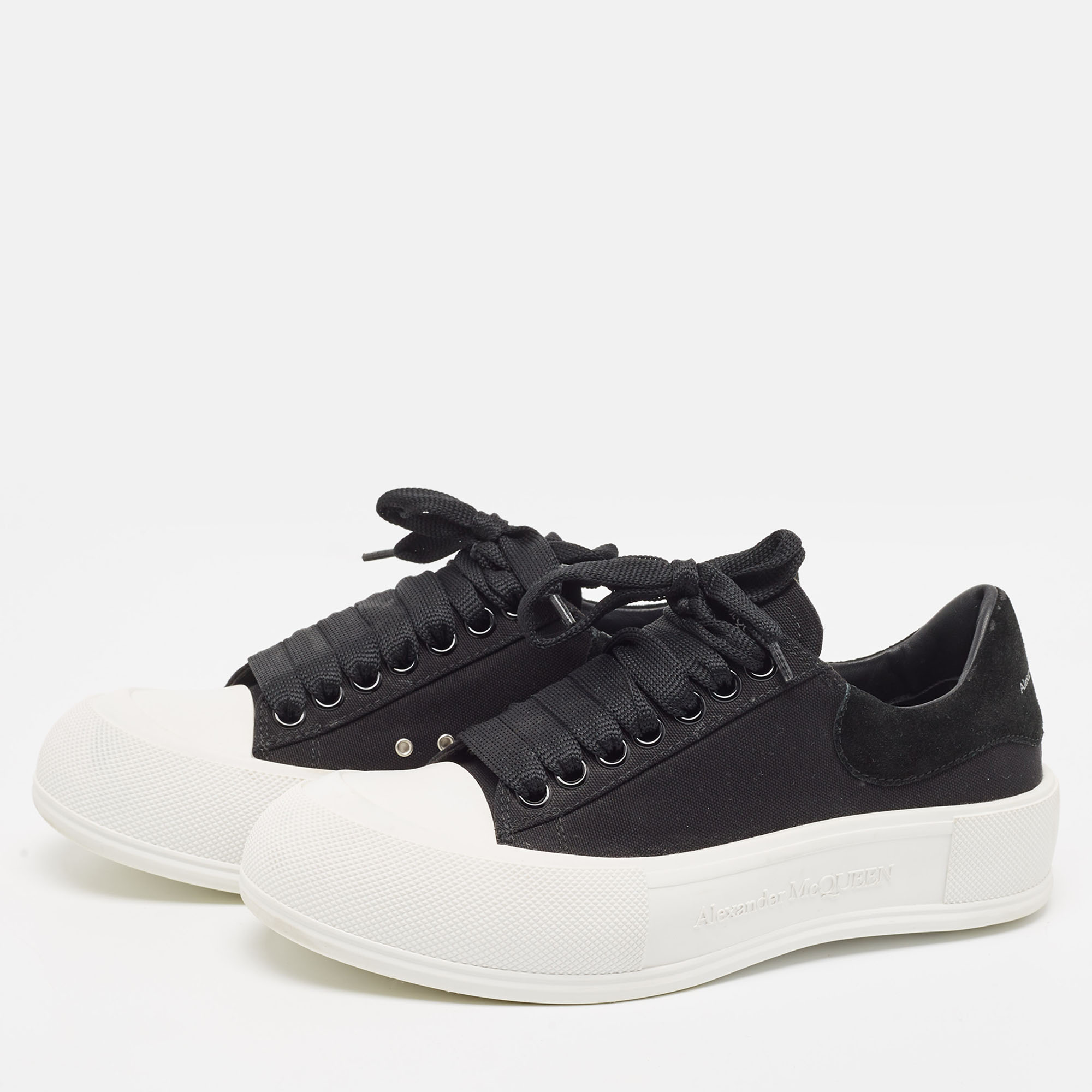 

Alexander McQueen Black/White Canvas Deck Lace Up Plimsoll Sneakers Size