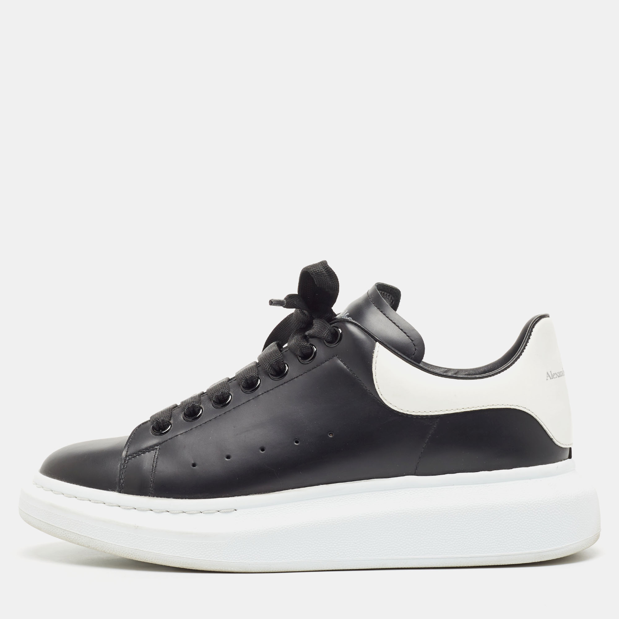 

Alexander McQueen Black/White Leather Larry Sneakers Size