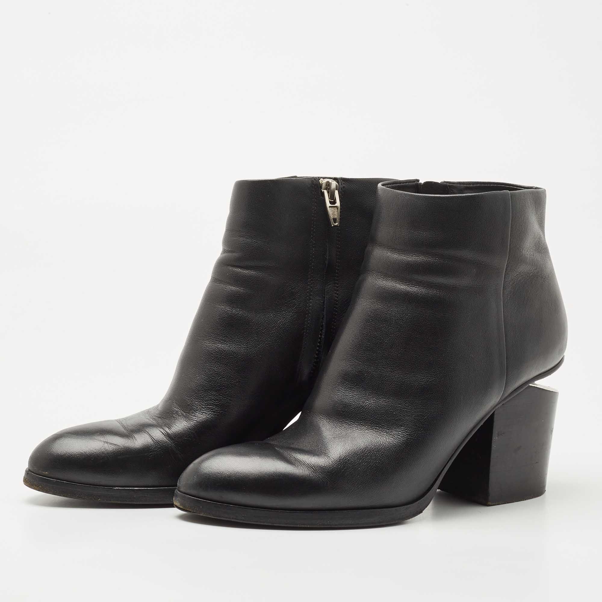 

Alexander Wang Black Leather Cut Out Kori Ankle Boots Size