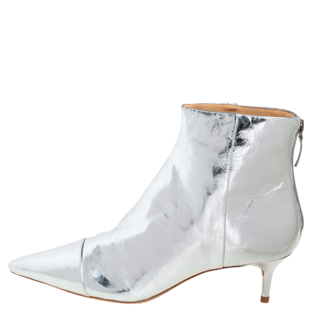 

Alexandre Birman Silver Leather Kittie Ankle Boots Size