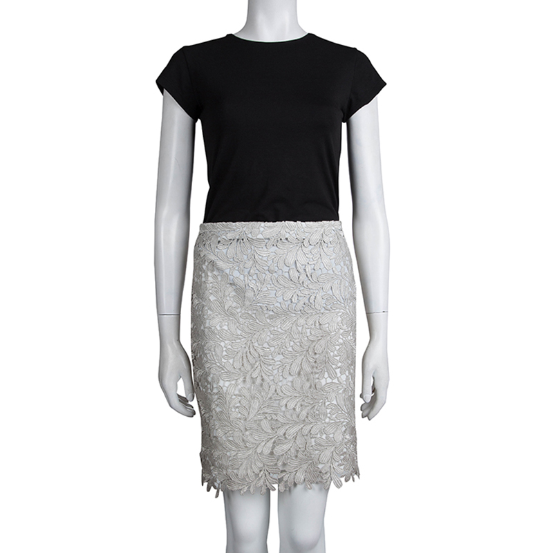 

Alice + Olivia Silver Lace Overlay Skirt