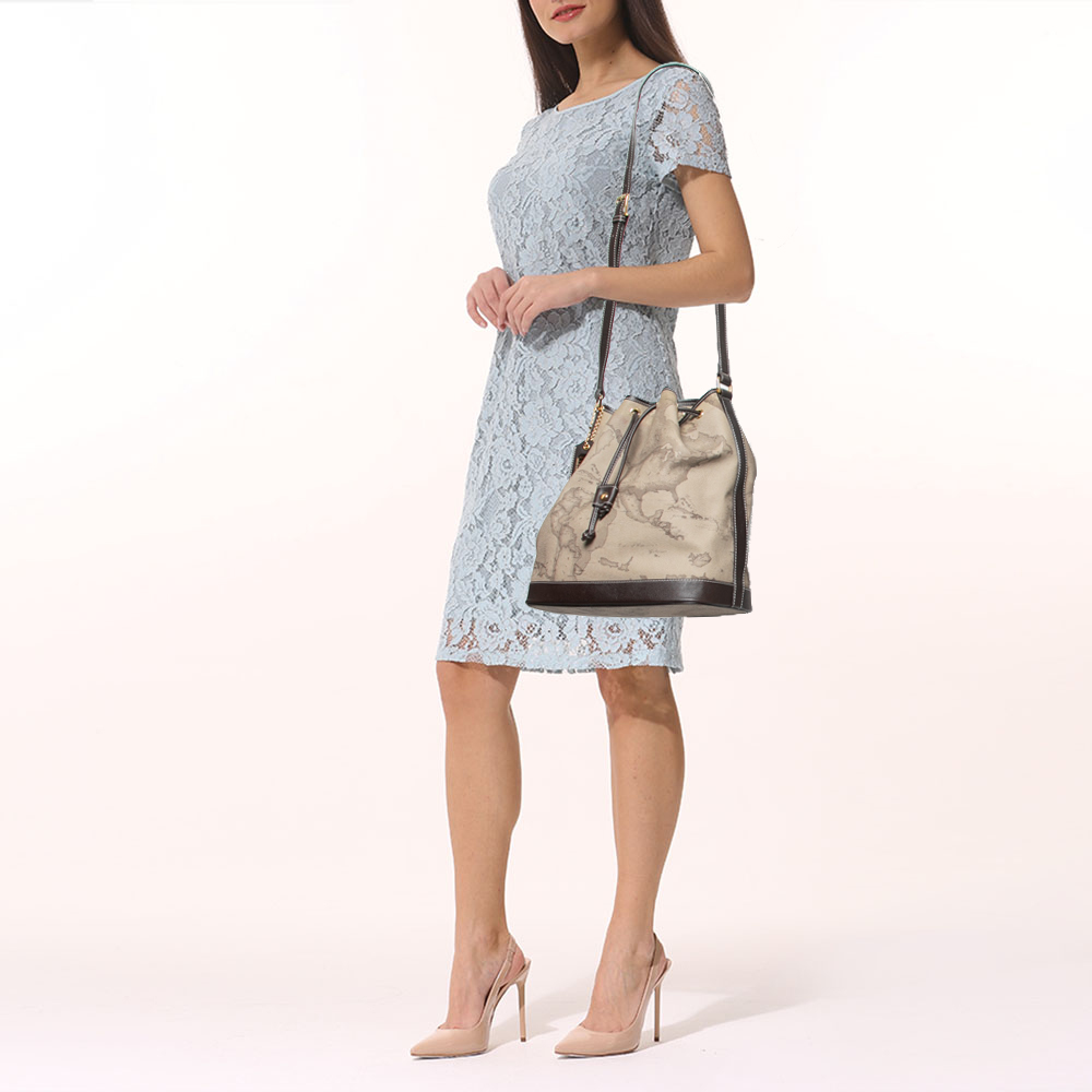

Alviero Martini 1A Classe Brown/Beige Coated Canvas and Leather Geo Classic Bucket Bag