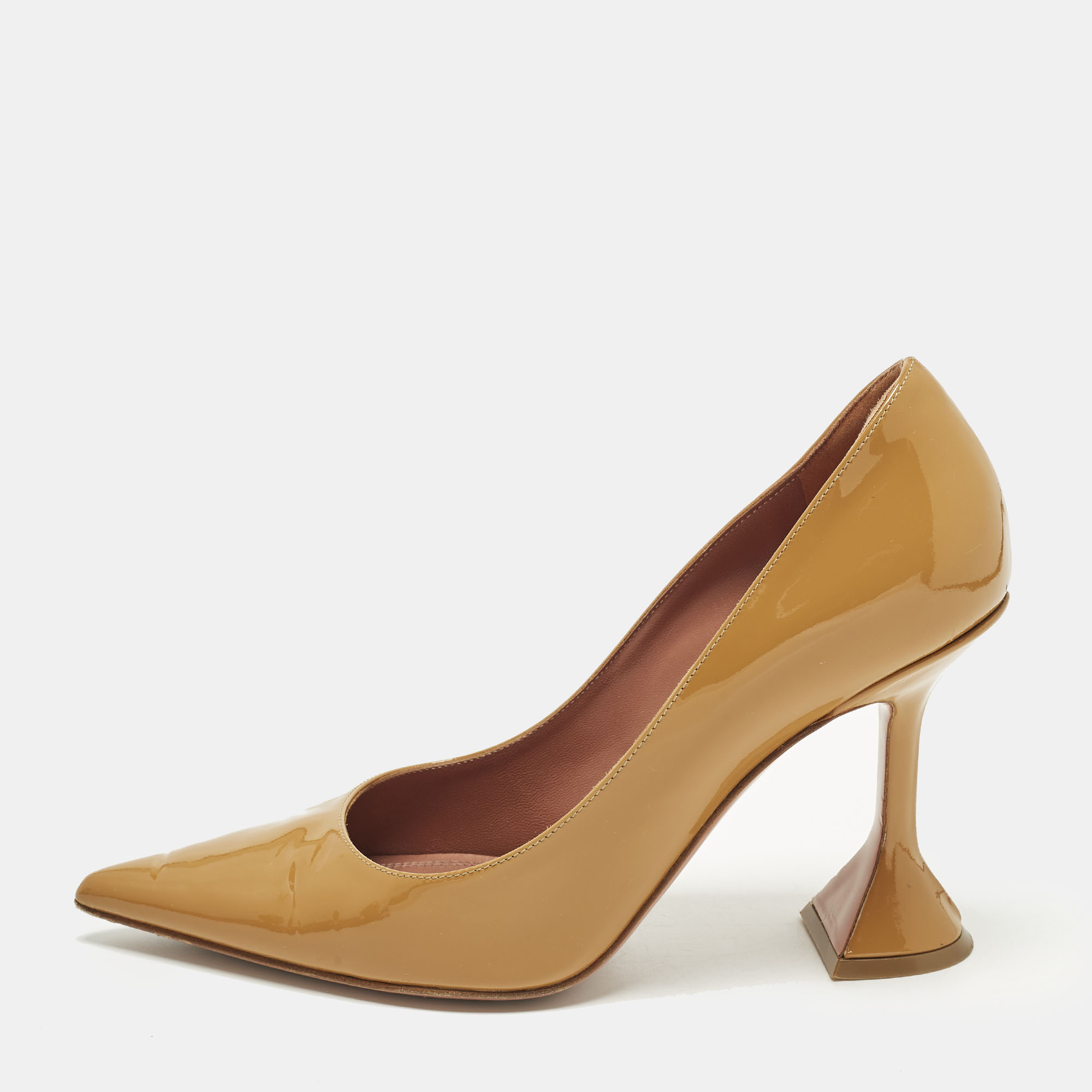 

Amina Muaddi Ami Size  Beige Patent Leather Pumps