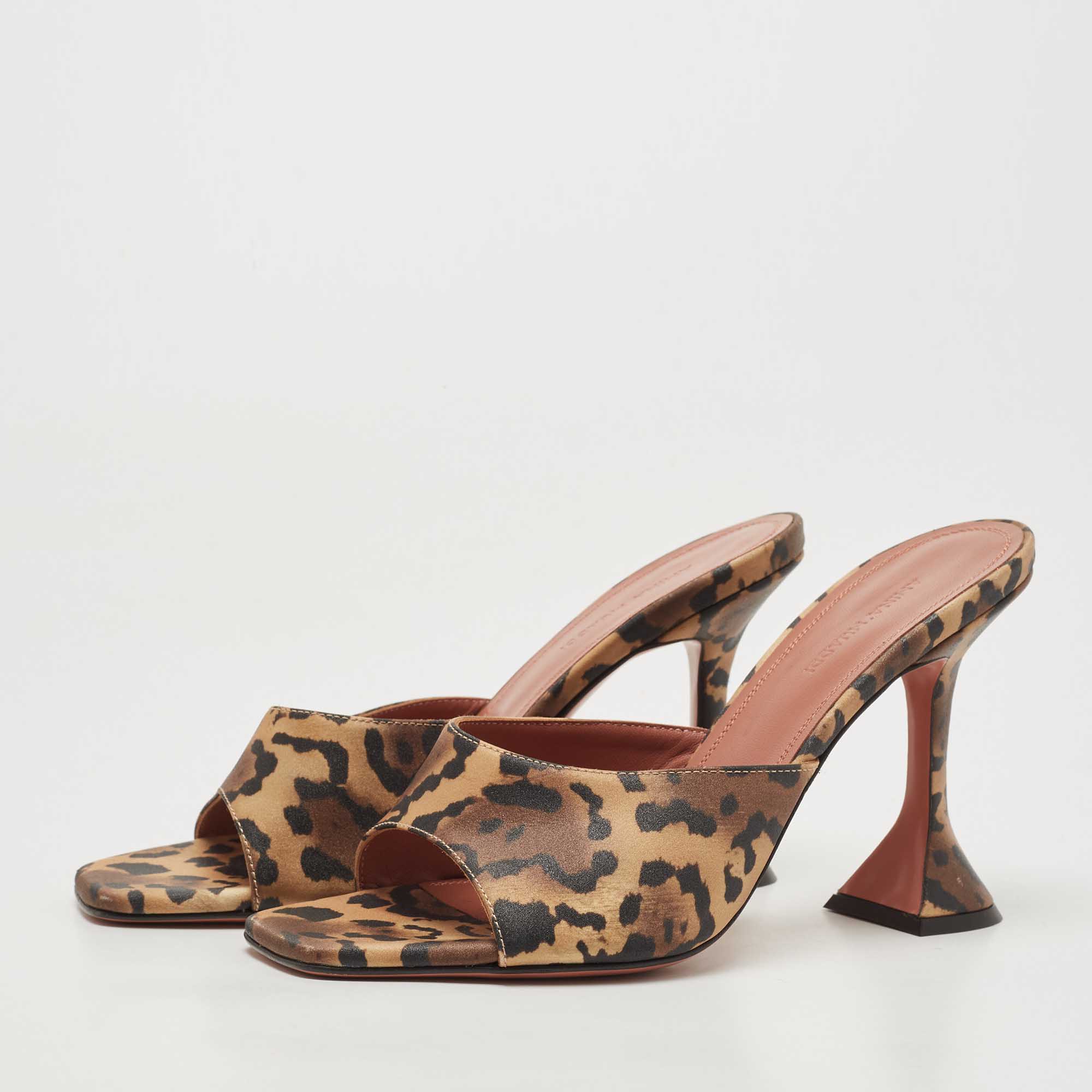 

Amina Muaddi Brown/Black Leather lupita Slide Sandals Size