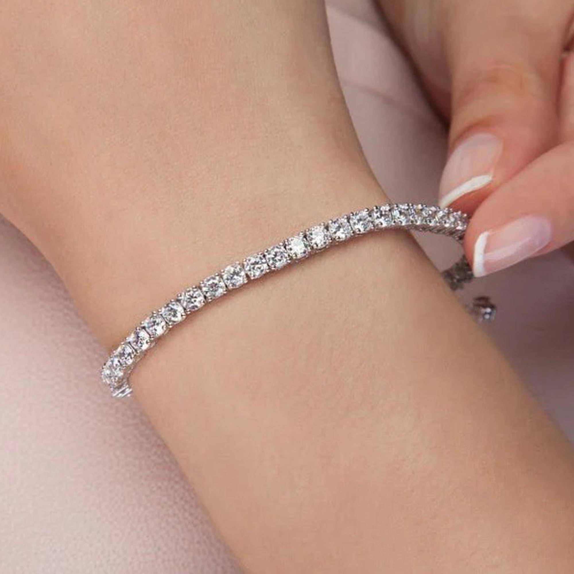 مملوكة مسبقًا Anna Zuckerman 5 Carat Straight Line Tennis Bracelet 