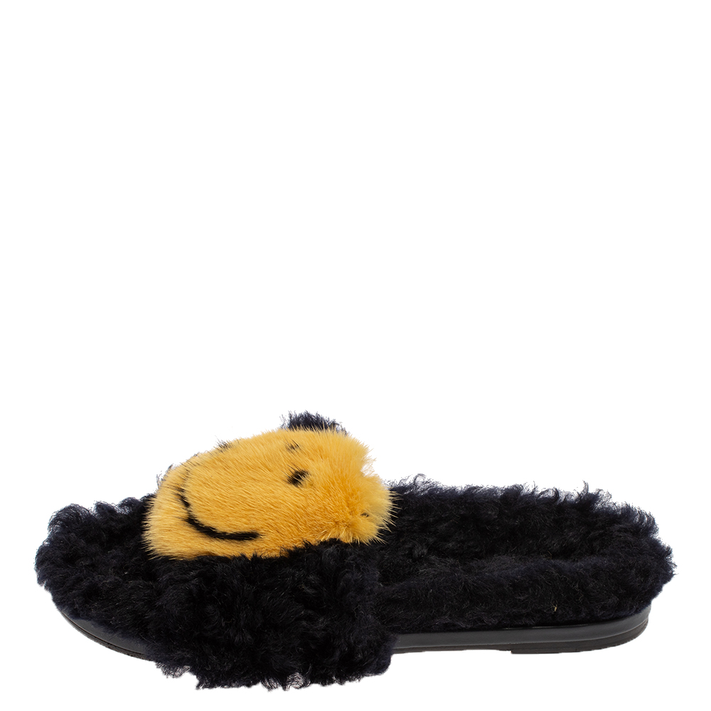 

Anya Hindmarch Black/Yellow Smiley Shearling And Fur Flat Slides Size