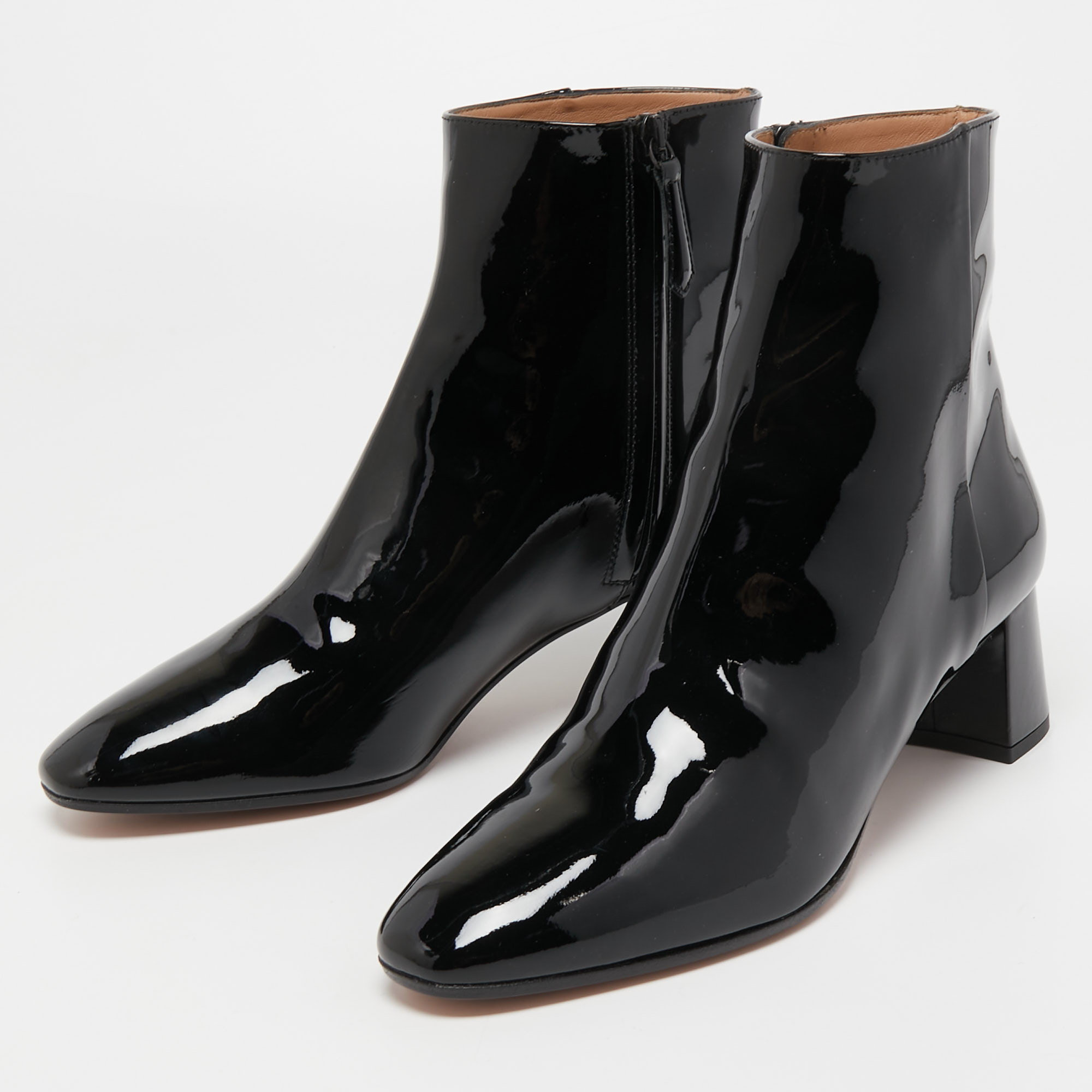 

Aquazzura Black Patent Leather Grenelle Ankle Boots Size