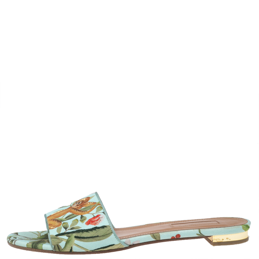 

Aquazzura Sky Blue Leather Flower Print Flat Sandals Size