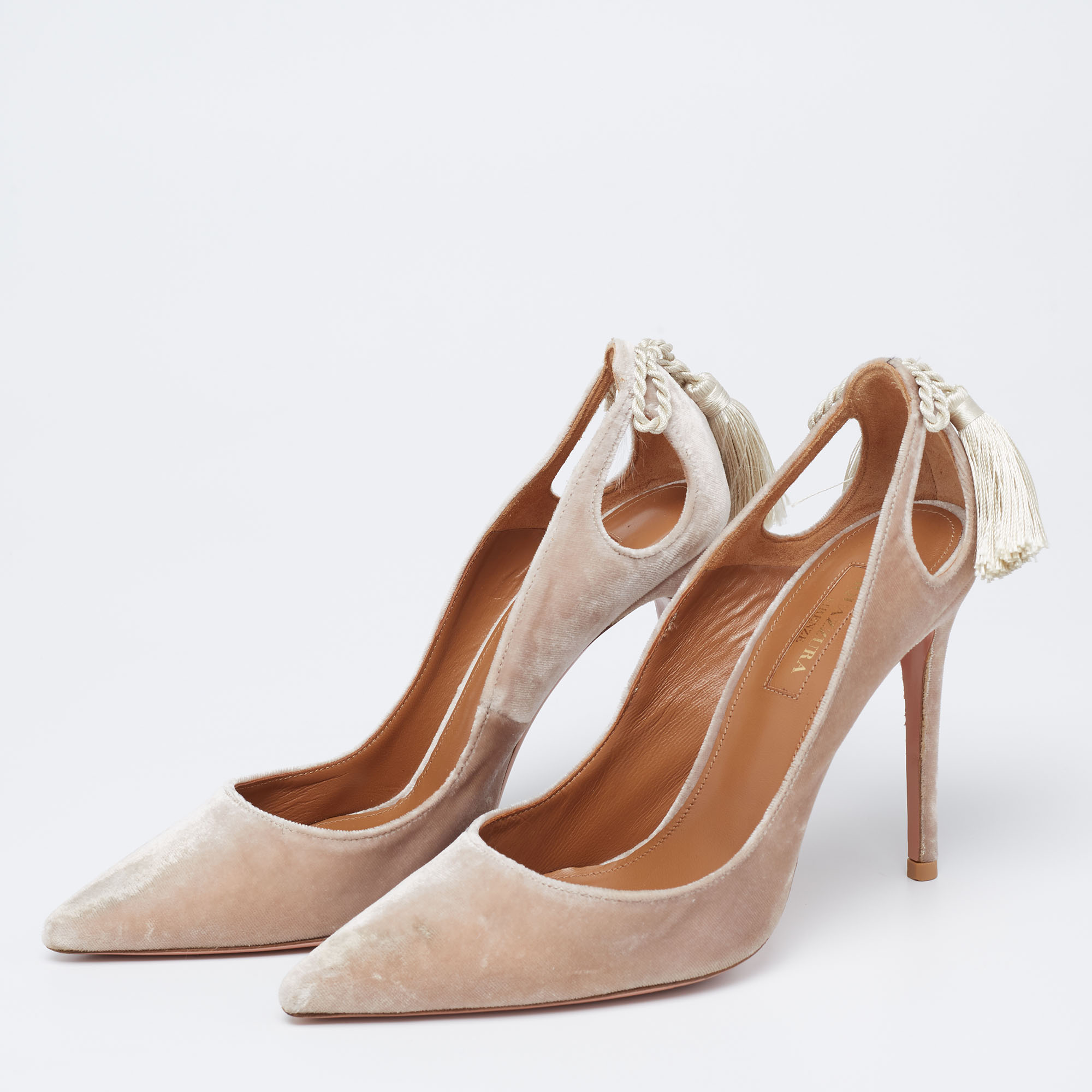 

Aquazzura Beige Velvet Tassel Tie Marilyn Pumps Size