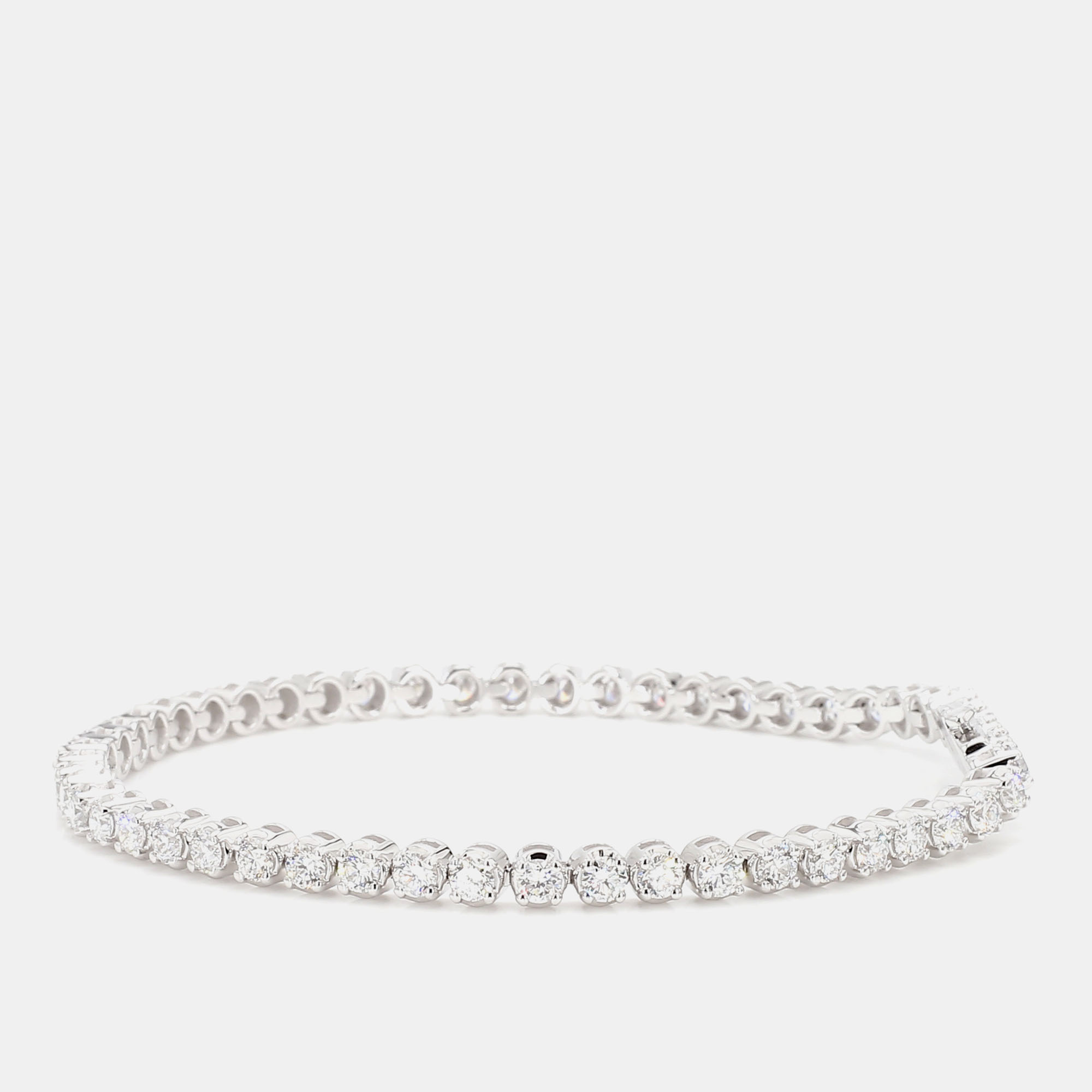 

4.05 cts Round Lab Grown Diamond 14k White Gold Luxe Tennis Bracelet