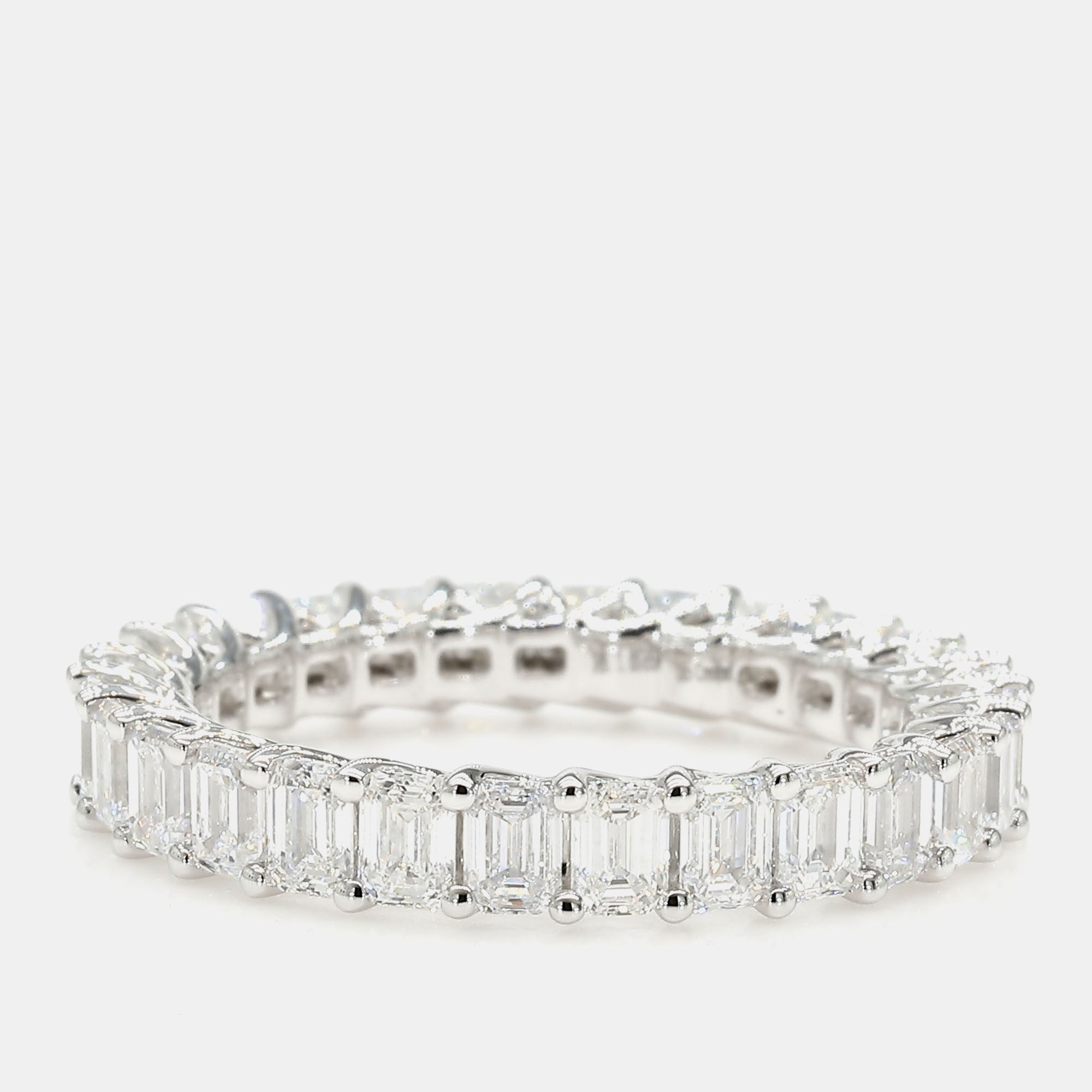 

2.97 cts Emerald Lab Grown Diamond 14k White Gold Eternity Band US 7