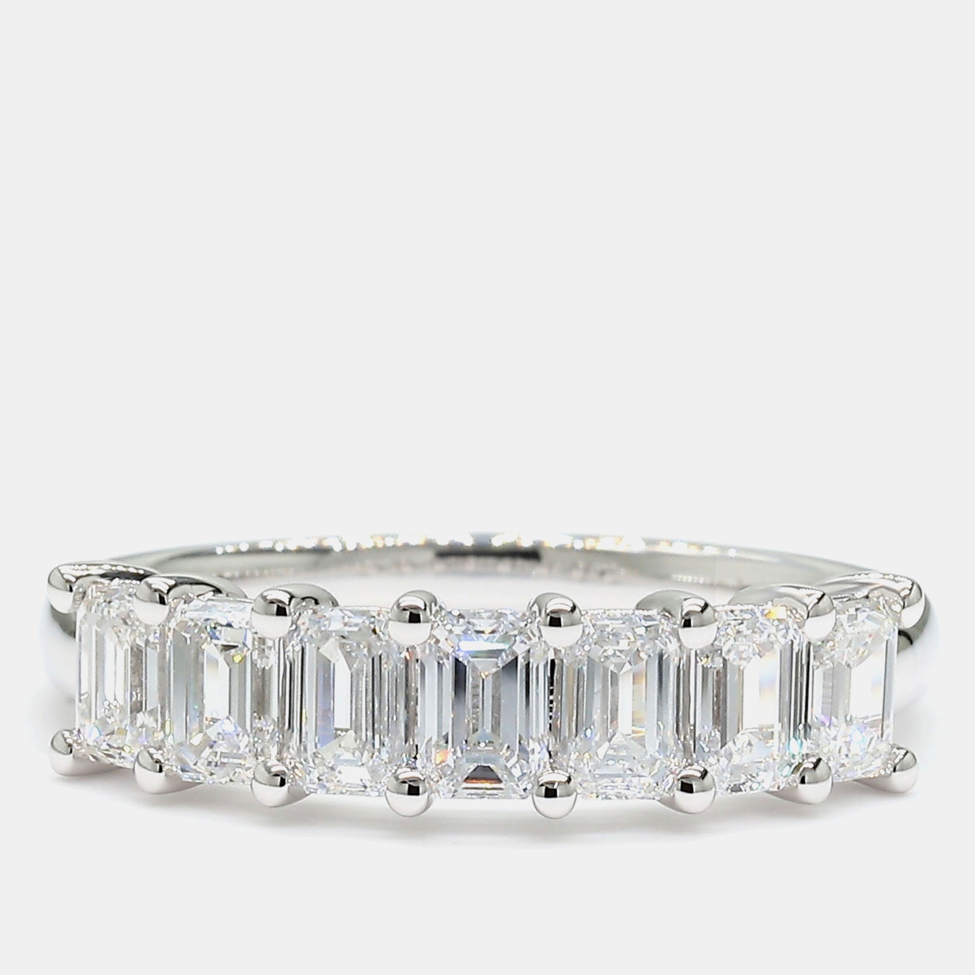 

1.51 cts Emerald Lab Grown Diamond 14k White Gold 7 Stone Wedding Band