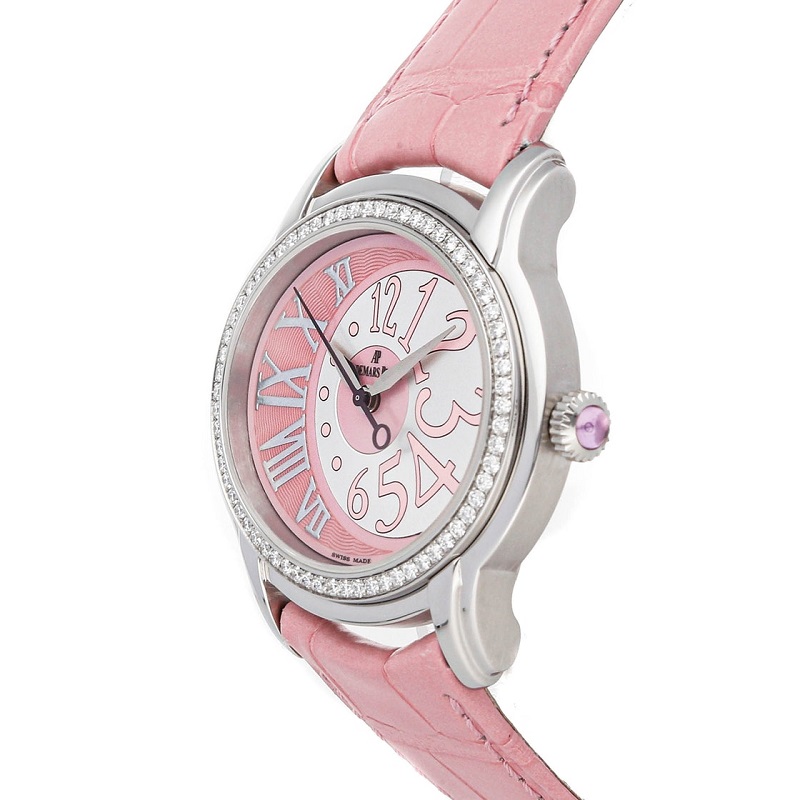 

Audemars Piguet White/Pink Diamonds Bezel Stainless Steel Millenary 77301ST.ZZ.D602CR.01 Women's Wristwatch 39.5