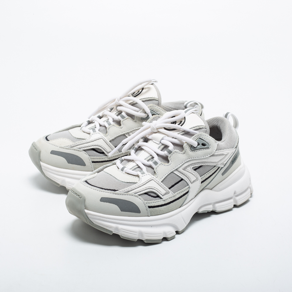 

Axel Arigato White Fabric/Leather Marathon R Trail Sneakers Size