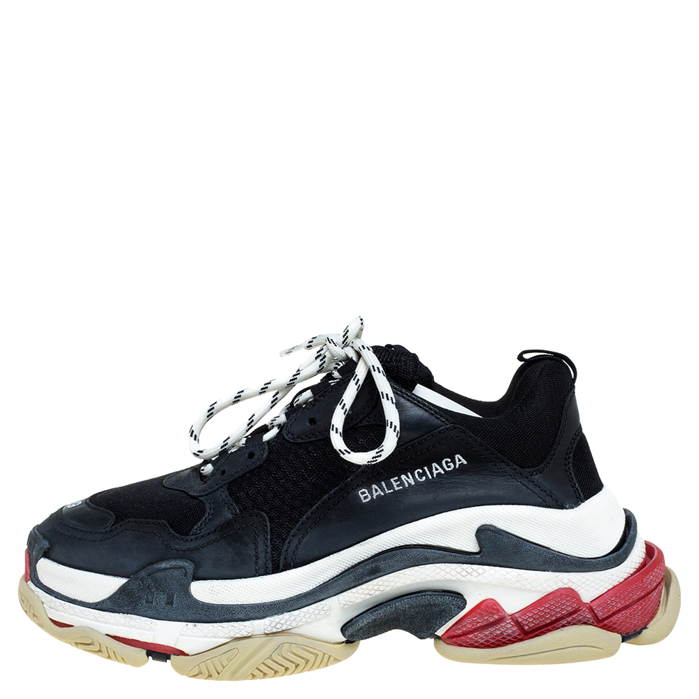 

Balenciaga Black Leather And Mesh Triple S Sneakers Size