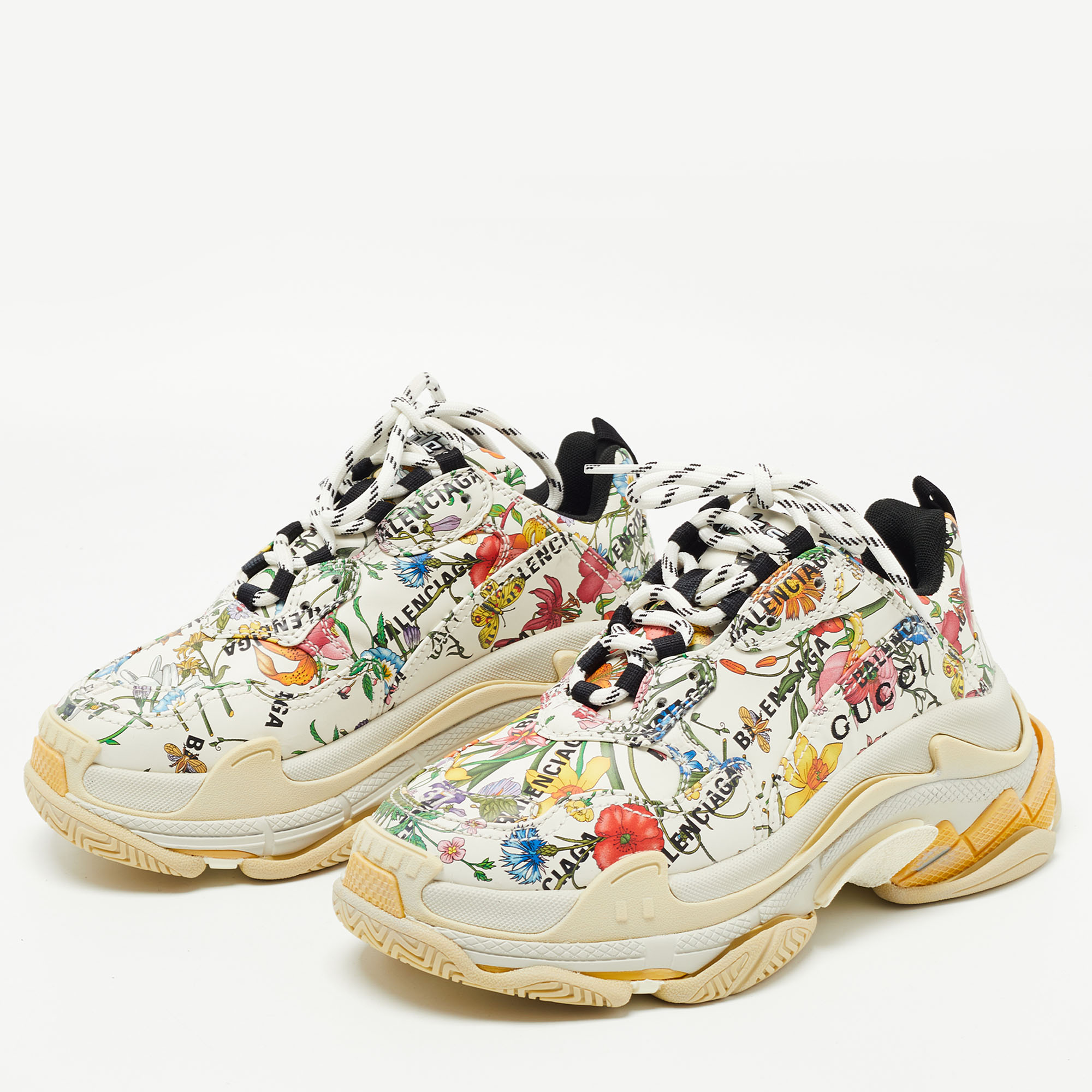 

Balenciaga X Gucci Cream Leather Triple S Chunky Sneakers Size