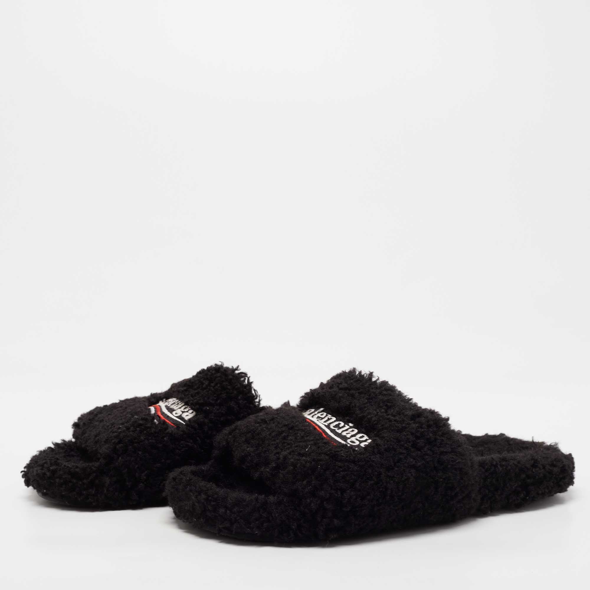 

Balenciaga Black Fur Slide Flats Size