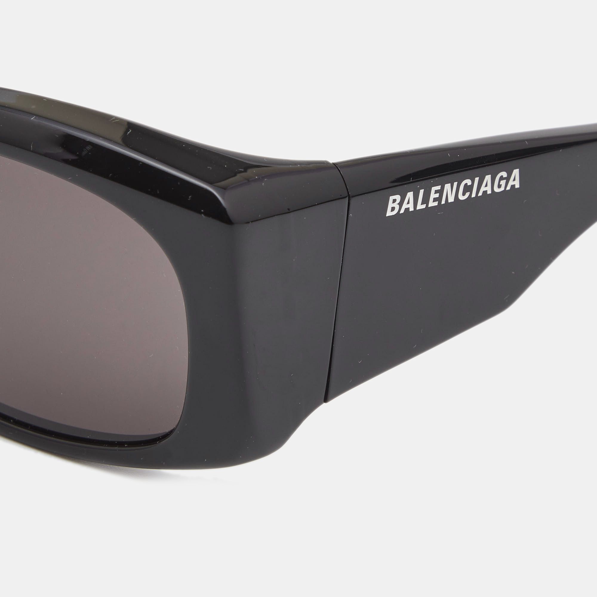 

Balenciaga Black Rectangular Sunglasses