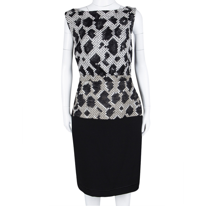 

Balenciaga Black Pixelated Snake Pattern Sleeveless Sheath Dress