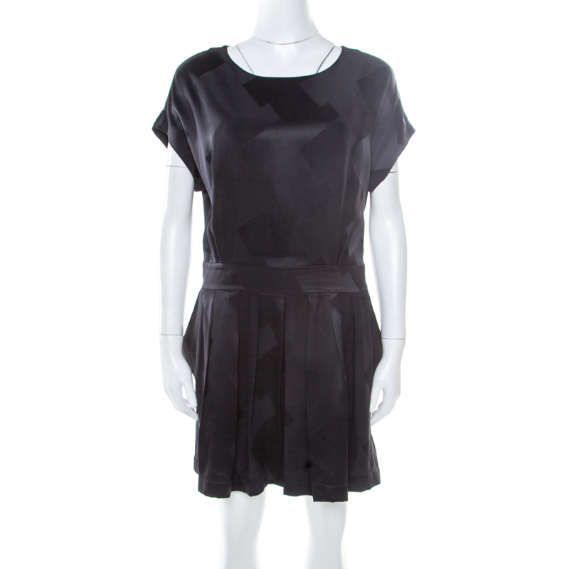 Pre Owned فستان بالنسياغا مكشكش بنقوش مموجة حرير أسود M