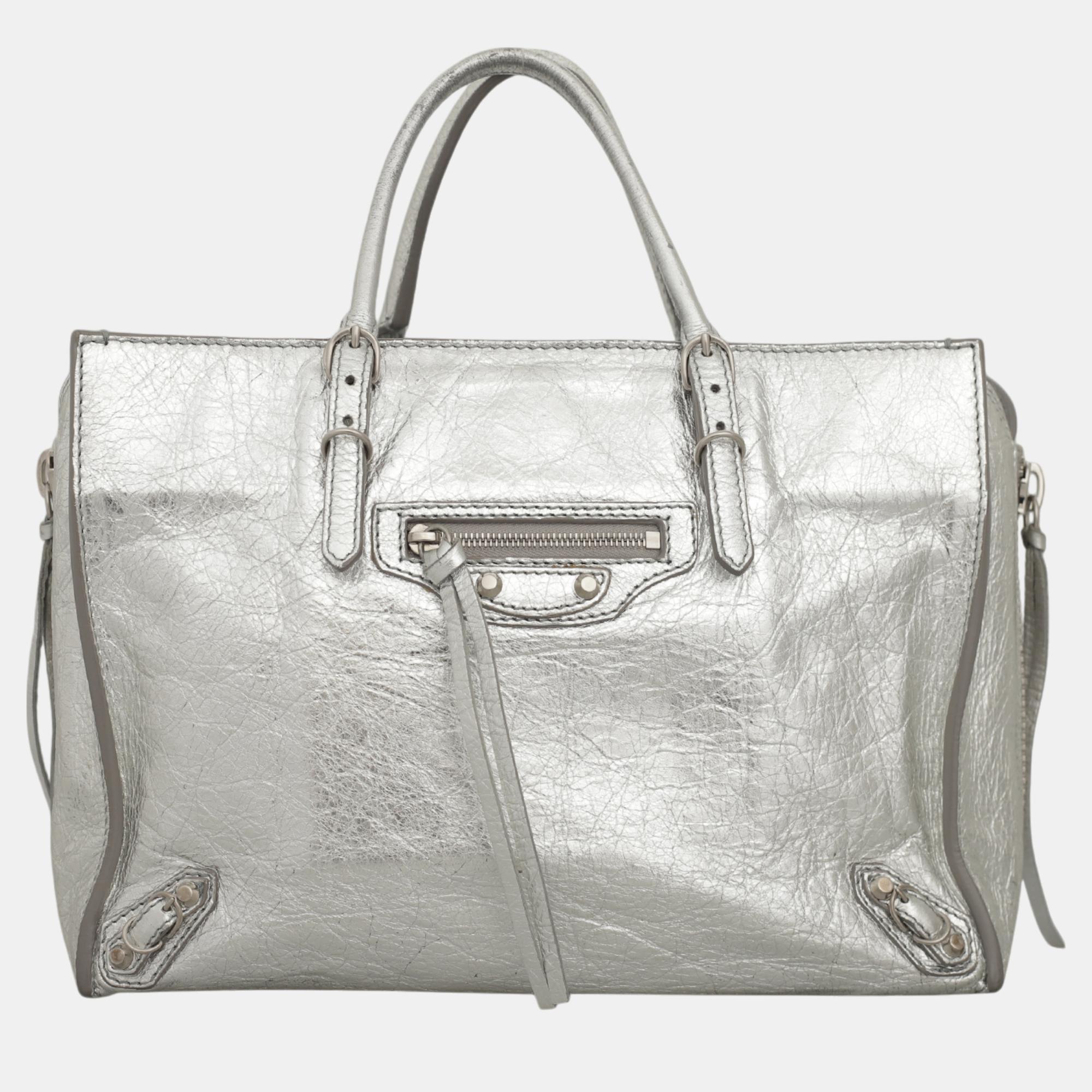 Pre-owned Balenciaga Metallic Papier A6 Zip Around Tote Bag In Silver