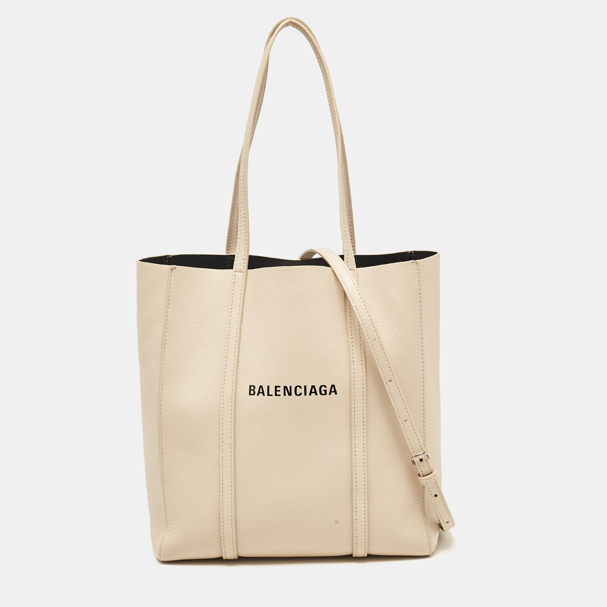 

Balenciaga Beige Leather  Everyday Tote