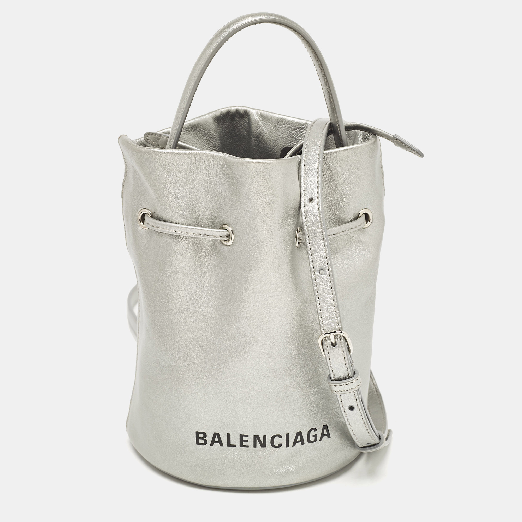 

Balenciaga Silver Leather  Everyday Bucket Bag