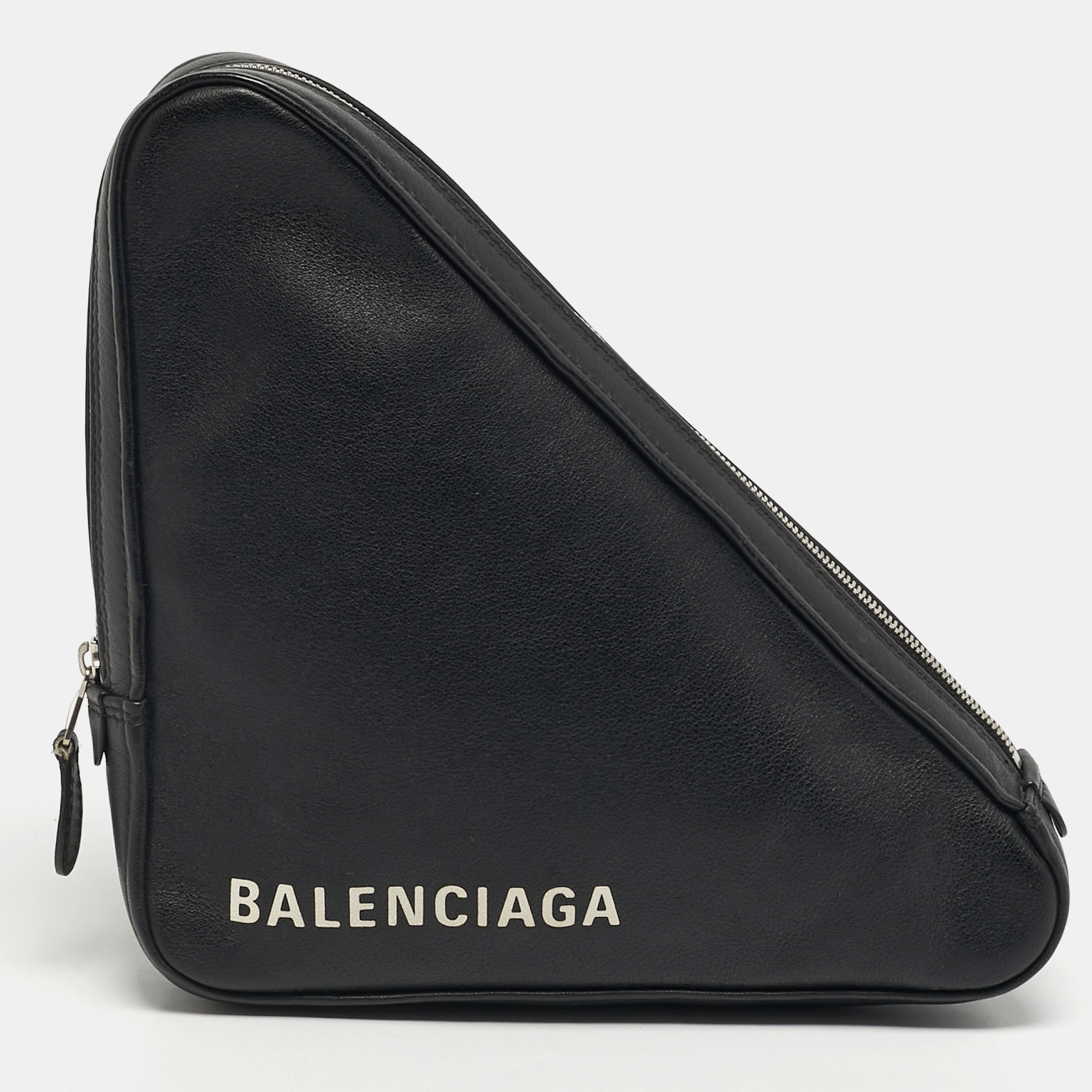 Pre-owned Balenciaga Triangle Black Leather Pouch