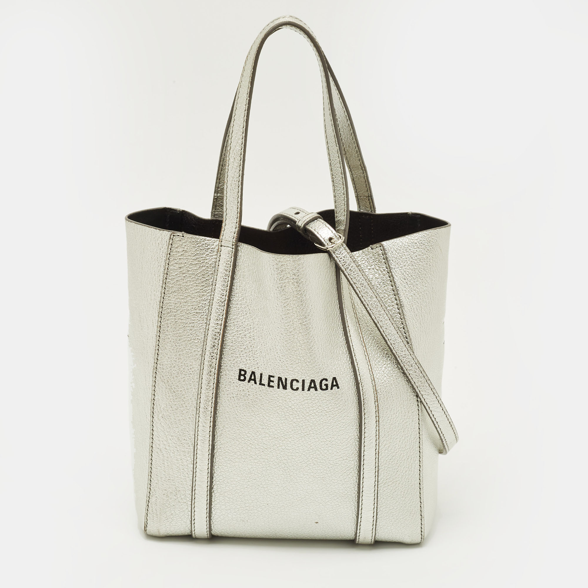 

Balenciaga Everyday  Silver Leather Tote