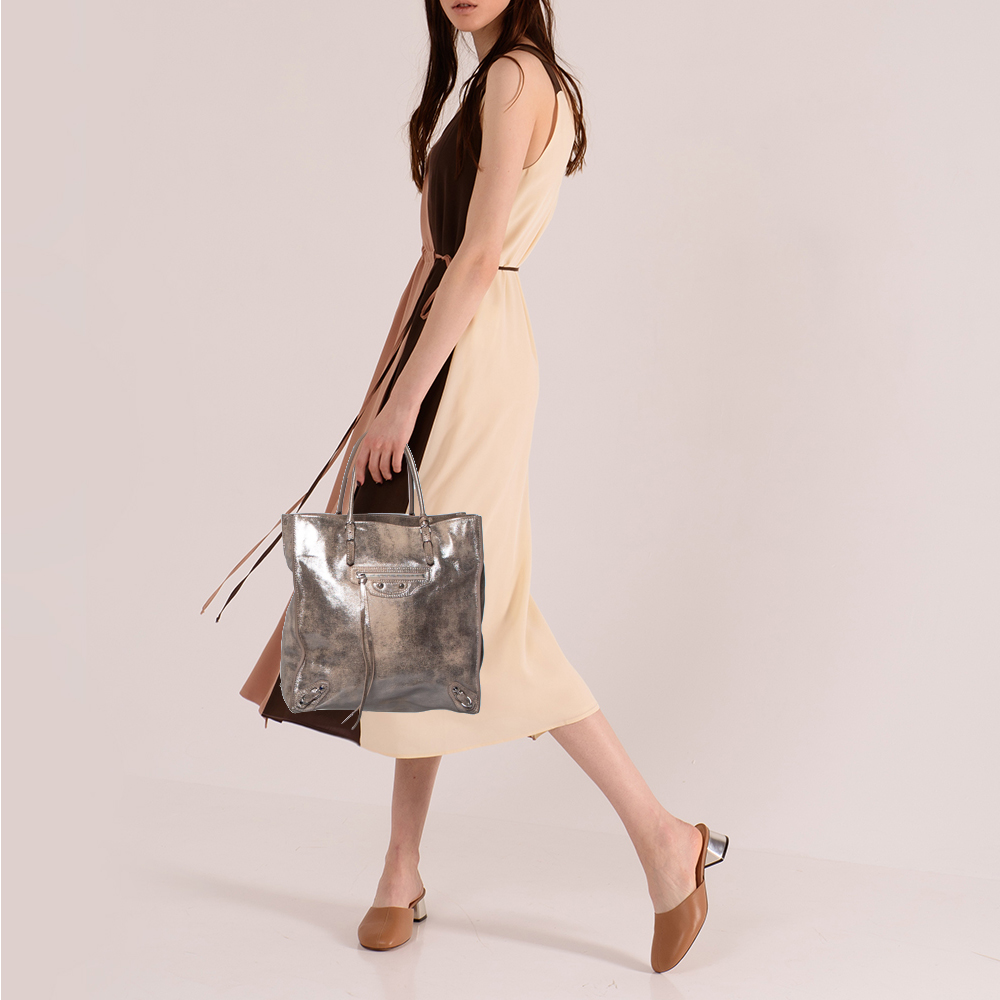 

Balenciaga Beige Milky Way Leather Papier A5 Tote