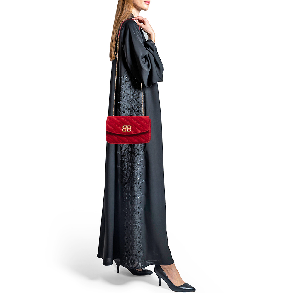 

Balenciaga Red Velvet BB Chain Crossbody Bag