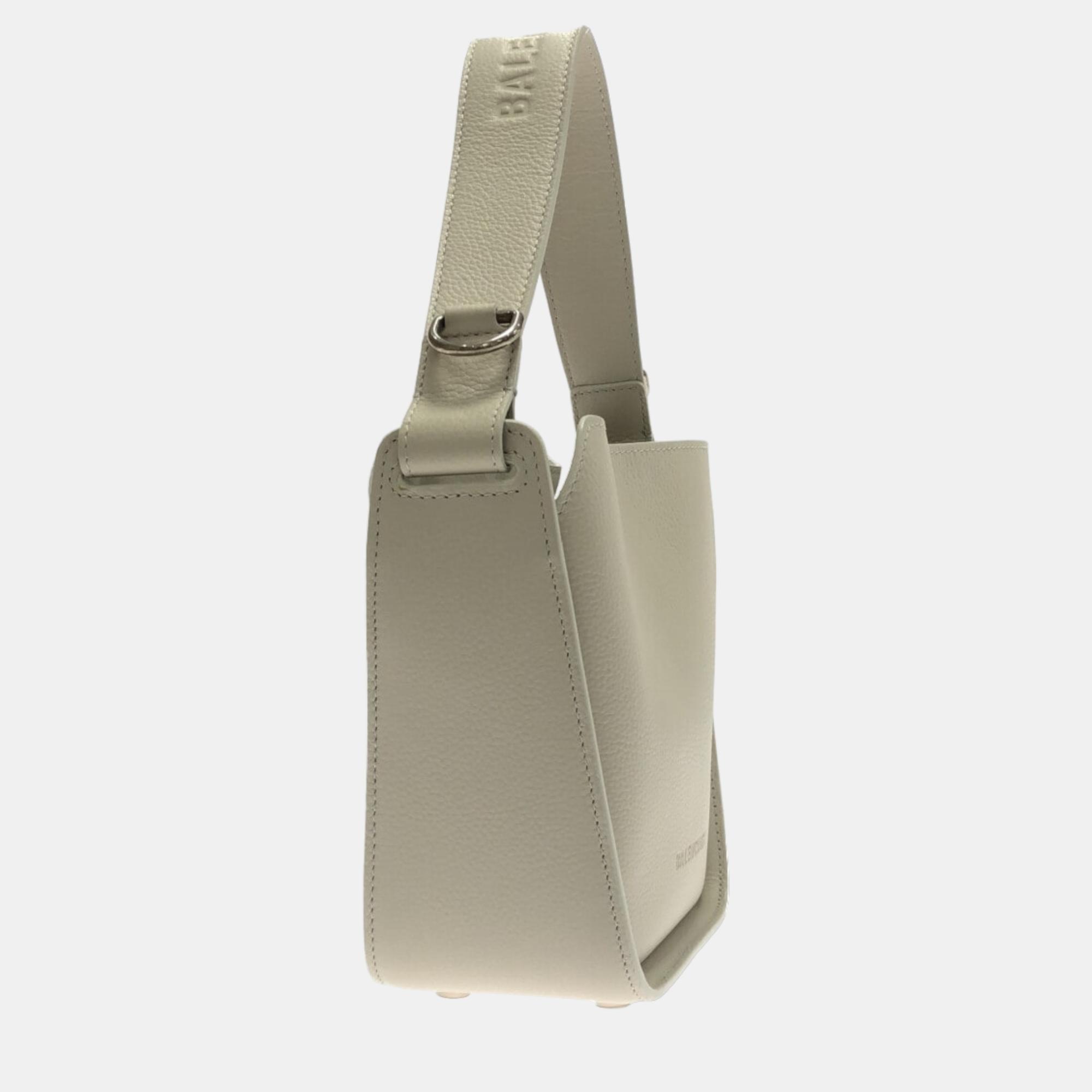 

Balenciaga Grey Leather shoulder bag