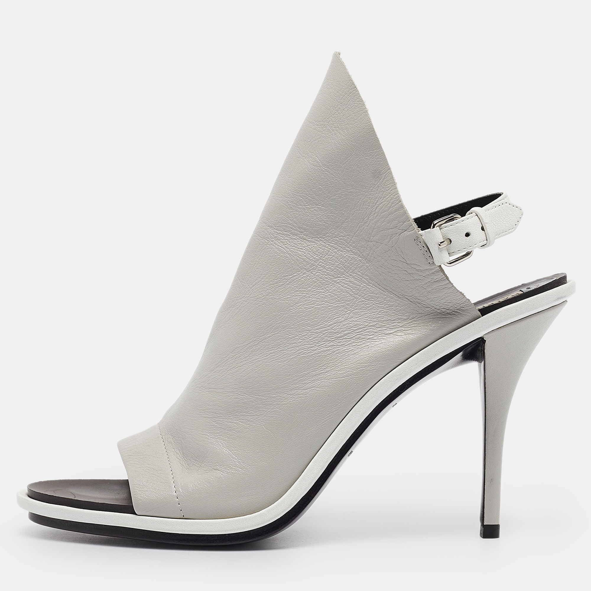 

Balenciaga Grey/White Leather Glove Ankle Strap Sandals Size